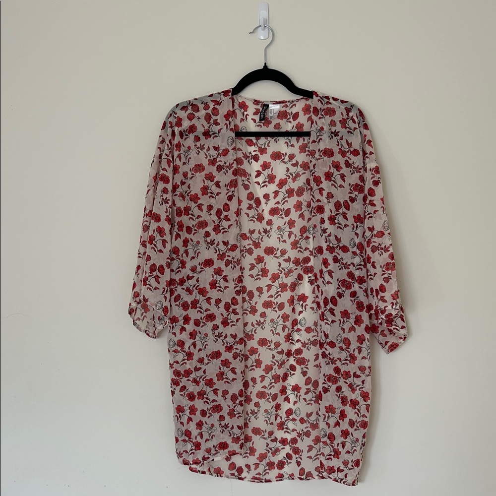 H&M Red and White Floral Kimono Top